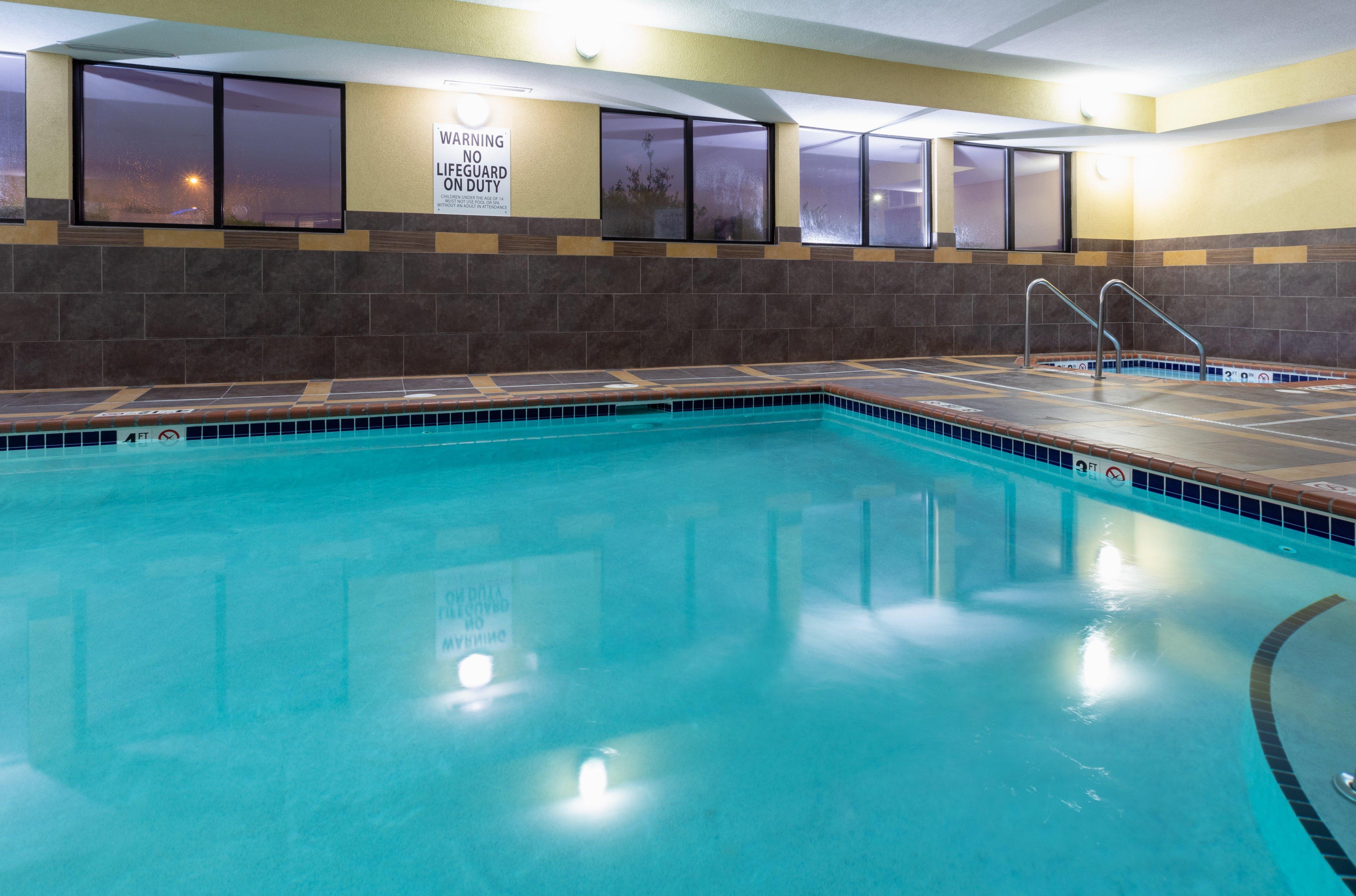 Holiday Inn Express And Suites Rochester West-Medical Center By Ihg Exteriör bild