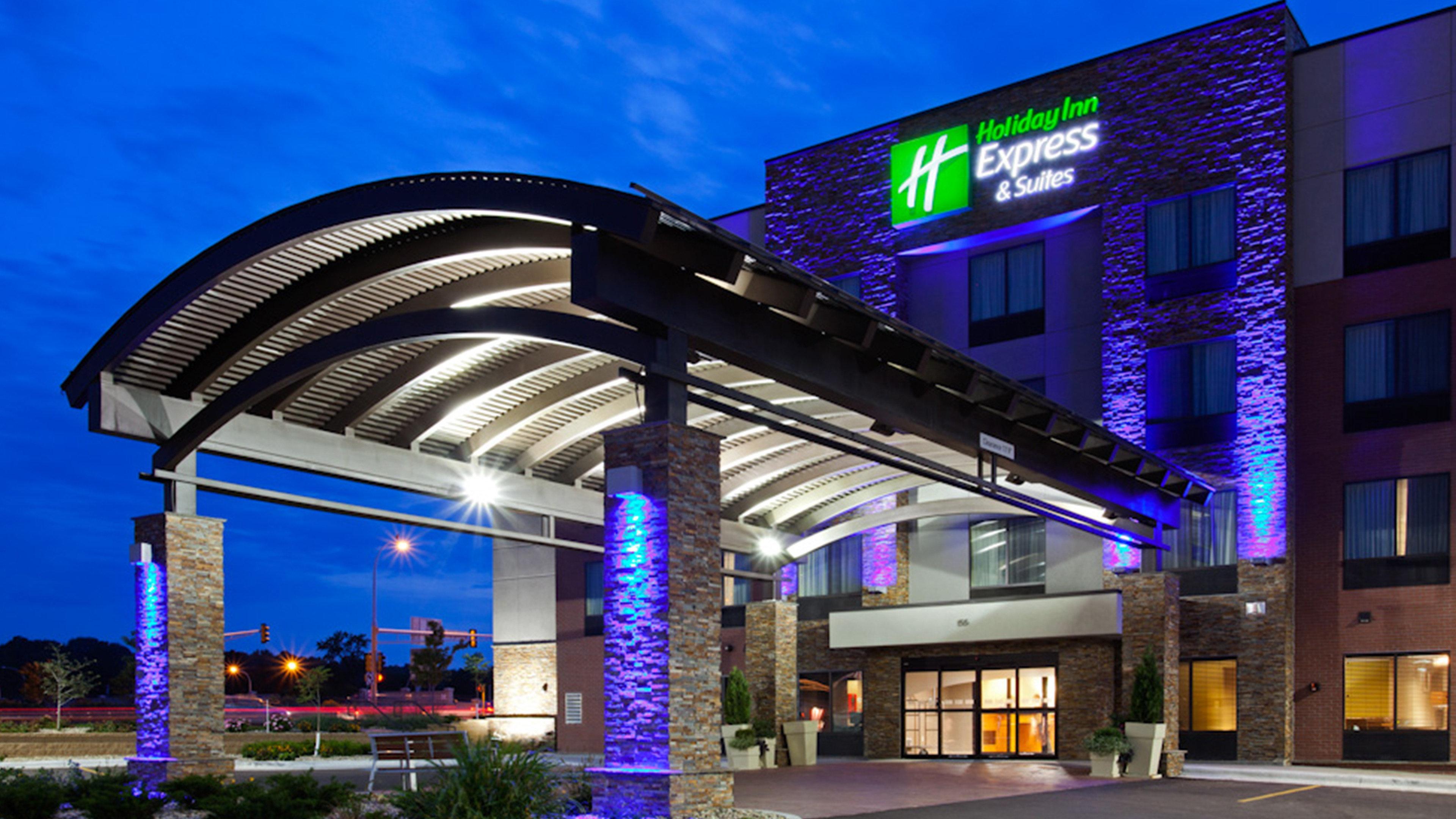 Holiday Inn Express And Suites Rochester West-Medical Center By Ihg Exteriör bild
